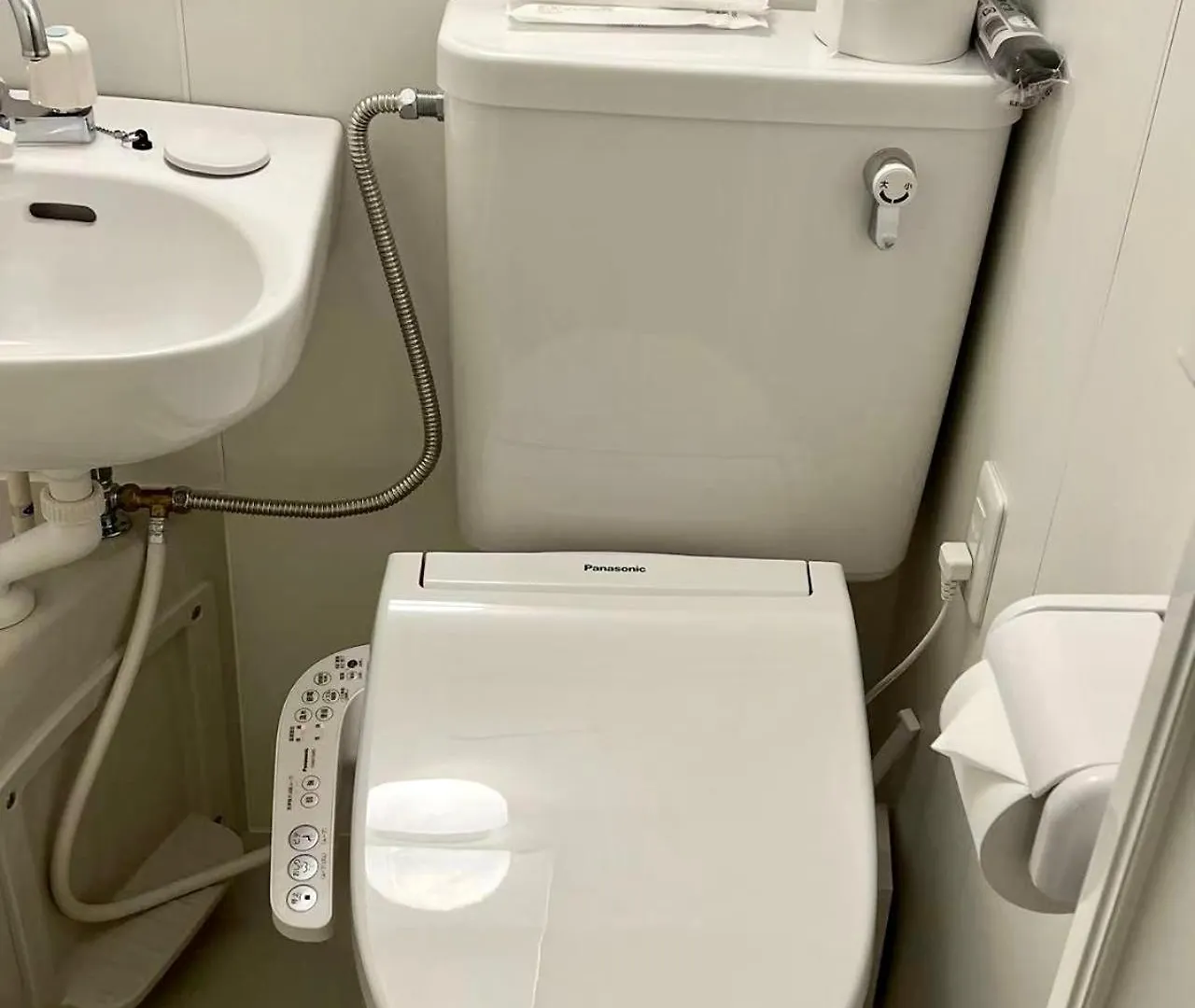 山手線池袋駅 徒歩6分 東池袋駅徒歩3分 2~5人 エレベーター Wifi 新宿/渋谷/銀座/築地/浅草/原宿近い！ 東京都 0*,